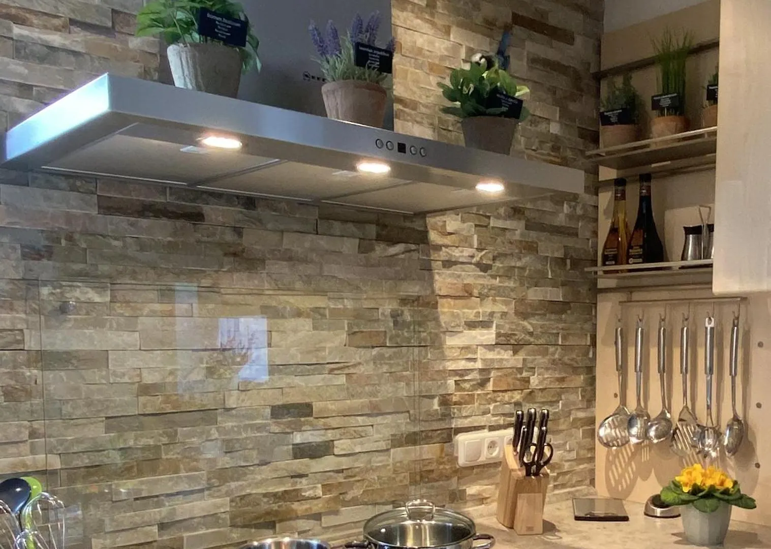 Alpenappartement Traumzeit - Pool / Eigene Terrasse / Garten بيرناو ام شيمسي