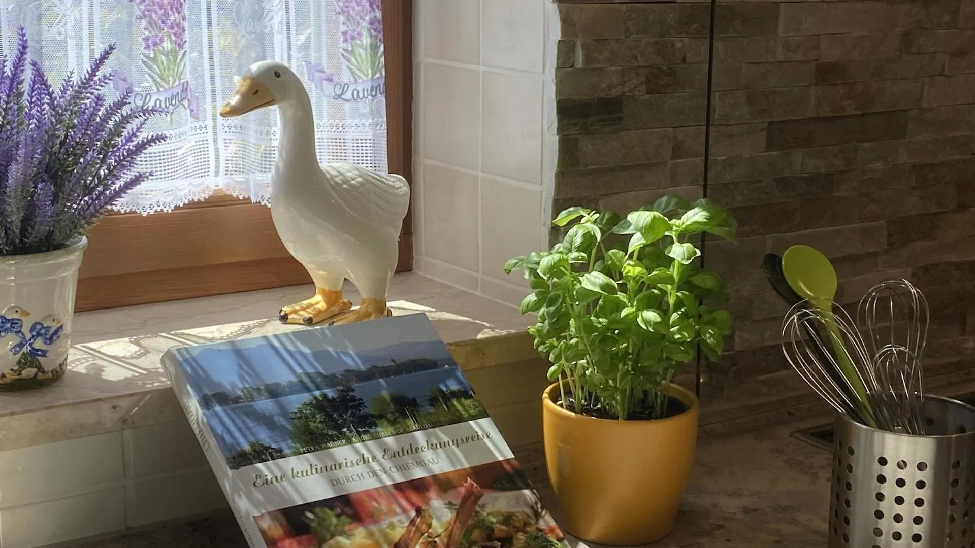 Alpenappartement Traumzeit - Pool / Eigene Terrasse / Garten بيرناو ام شيمسي شقة