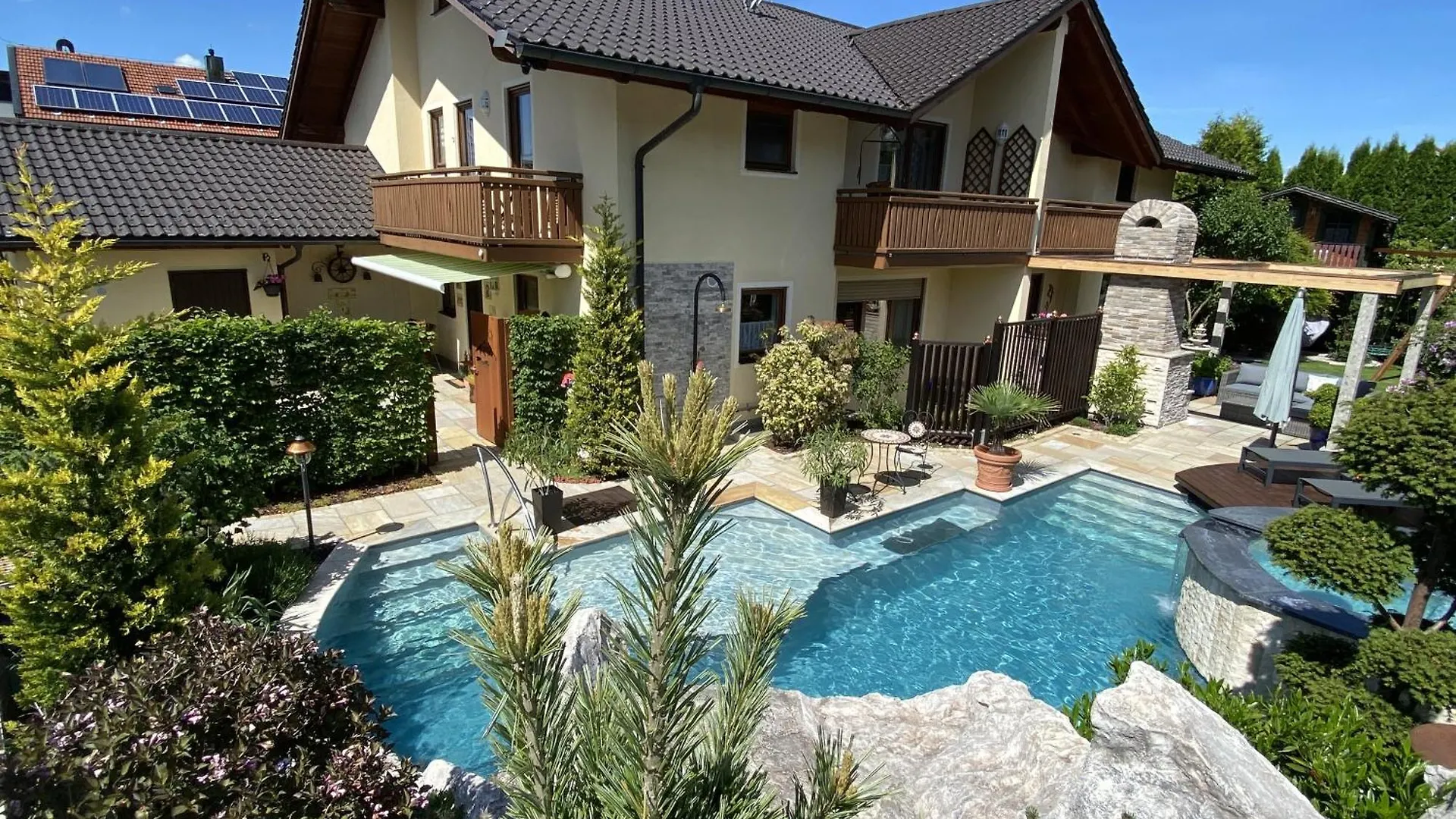 Alpenappartement Traumzeit - Pool / Eigene Terrasse / Garten بيرناو ام شيمسي 0*,  ألمانيا